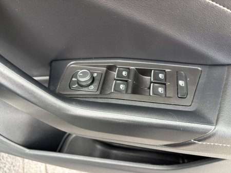 2023 Volkswagen T-Roc - thumbnail 31