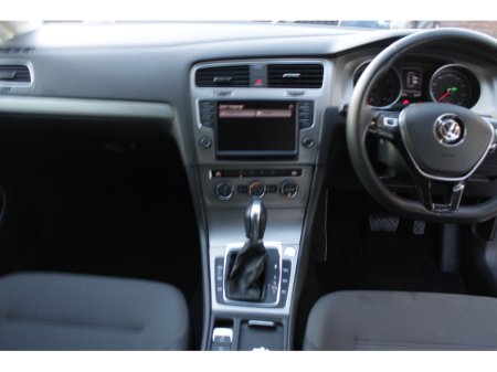 2016 Volkswagen Golf - thumbnail 17