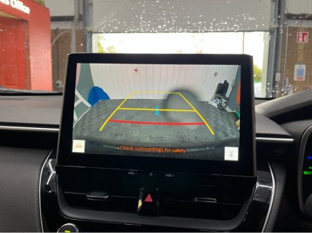 2024 Toyota Corolla Cross - thumbnail 18