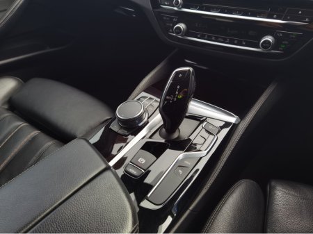 2017 BMW 5 Series - thumbnail 17