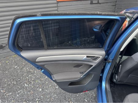 2016 Volkswagen Golf 1.2 TSI AUTO 5DR €13,995 thumbnail