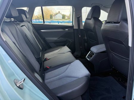 2023 Skoda Enyaq - thumbnail 8