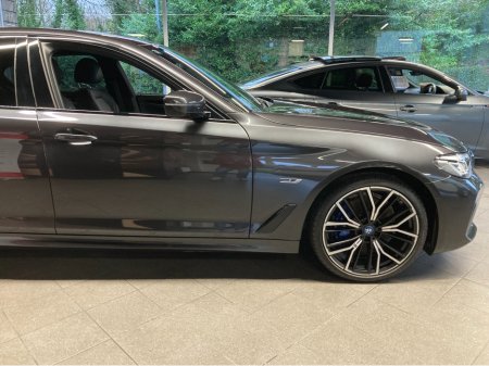 2021 BMW 5 Series *DEPOSIT PLACED* 530E M SPORT AUTO €37,995 thumbnail