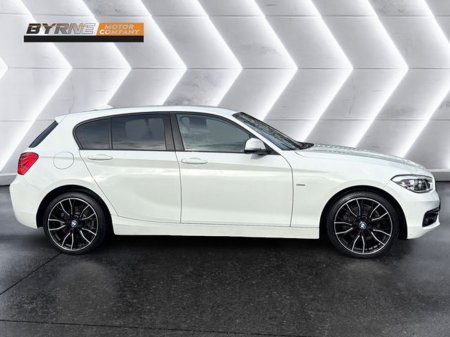2017 BMW 1 Series - thumbnail 6