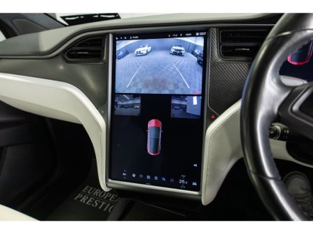 2019 Tesla Model X - thumbnail 17