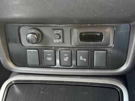 2018 Mitsubishi Outlander - thumbnail 20