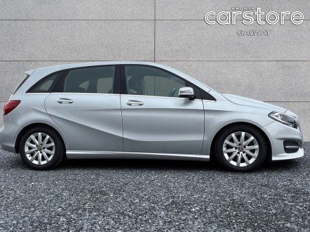 2017 Mercedes-Benz B Class - thumbnail 2