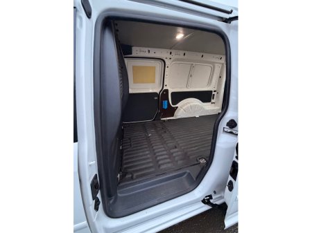 2019 Volkswagen Caddy 102BHP €13,983 thumbnail