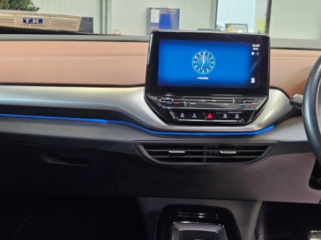 2021 Volkswagen ID.4 LIFE 77kWh 204HP €19,950 thumbnail
