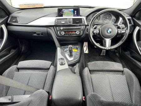 2013 BMW 3 Series - thumbnail 12