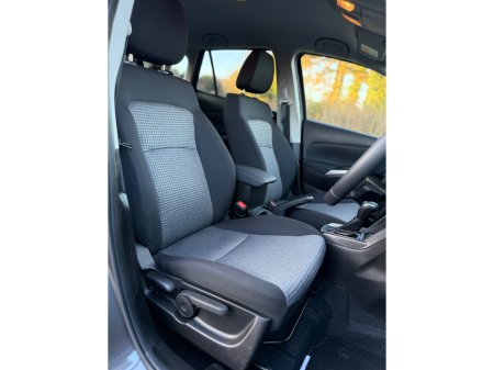 2025 Suzuki SX4 - thumbnail 11