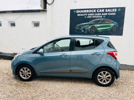 2017 Hyundai i10 - thumbnail 2