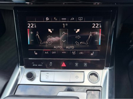 2022 Audi e-tron 55 S LINE QUATTRO COUPE//SUPERB SPEC//VERY LOW MILEAGE//IMMACULATE CONDITION//AUDI HISTORY//SIMI AND AA DEALER €34,450 thumbnail