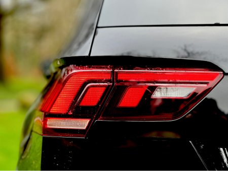 2023 Volkswagen Tiguan - thumbnail 47