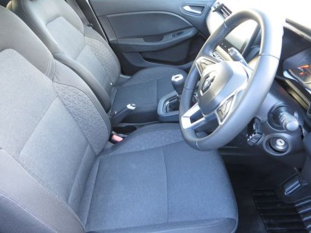 2022 Renault Clio Dynamique Edition TCE 90 €14,950 thumbnail