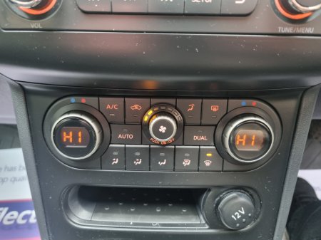 2013 Nissan Qashqai 1.5 DCI XE €4,999 thumbnail