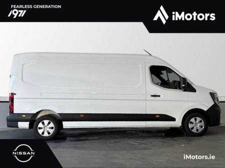 2026 Nissan Interstar DEMO 150 SV Premium Auto thumbnail