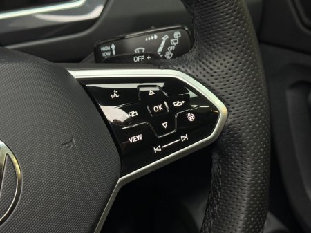 2021 Volkswagen Tiguan - thumbnail 20