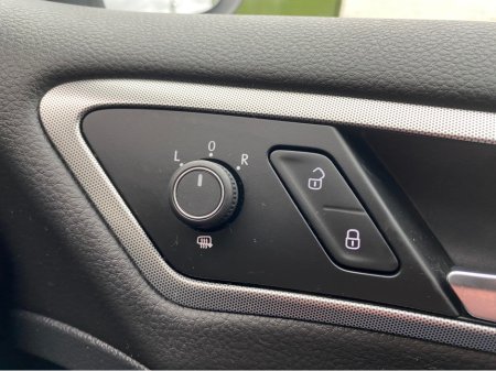 2019 Volkswagen Golf - thumbnail 27