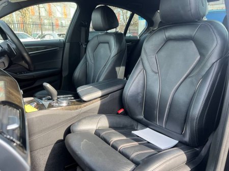 2019 BMW 5 Series - thumbnail 6