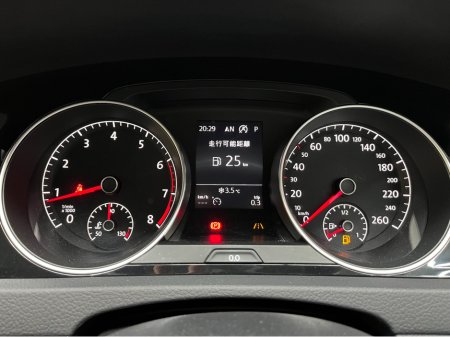 2017 Volkswagen Golf - thumbnail 18