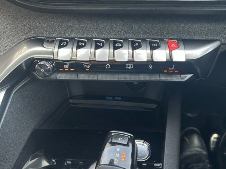 2019 Peugeot 3008 - thumbnail 26