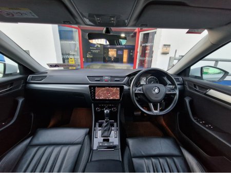 2017 Skoda Superb EXECUTIVE 2.0 TDI DSG-LOW MILEAGE €18,350 thumbnail