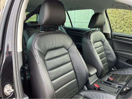 2020 Volkswagen Golf - thumbnail 12