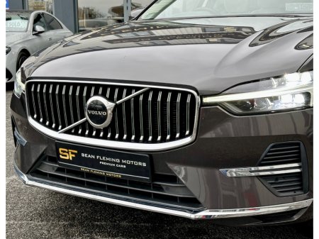 2022 Volvo XC60 - thumbnail 6