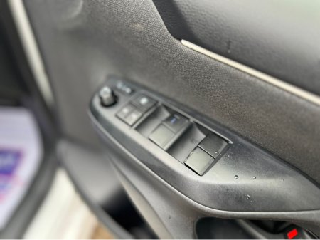 2020 Toyota Yaris ///NEW MODEL//1.0 PETROL//STUNNING CAR/// €14,950 thumbnail