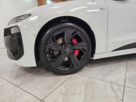 2025 Audi A6 Sportback e-tron - thumbnail 3