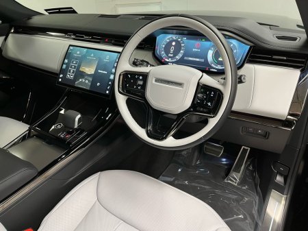 2025 Land Rover Range Rover Sport - thumbnail 9
