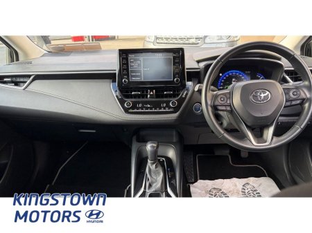 2022 Toyota Corolla HYB Luna Saloon 4DR AU €25,750 thumbnail