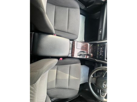 2016 Toyota Camry  €12,950 thumbnail