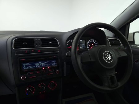 2013 Volkswagen Polo  €8,950 thumbnail