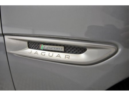 2017 Jaguar XE 2.0D R-SPORT 180BHP 6SPD €16,890 thumbnail