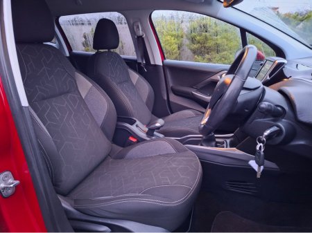 2016 Peugeot 2008 ACTIVE 1.2 PURETECH 82 4DR €8,950 thumbnail