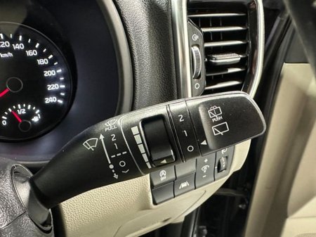 2019 Kia Sportage - thumbnail 18