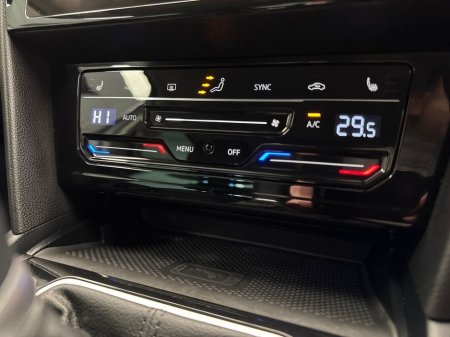 2022 Volkswagen Passat - thumbnail 18