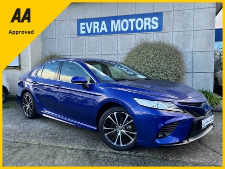 2019 Toyota Camry WS HYBRID AUTOMATIC 2.5 PETROL //HALF LEATHER SEATS//ELECTRIC DRIVERS SEAT//KEYLESS ENTRY//ADAPTIVE CRUISE CONTROL//REVERSE CAMERA// €25,950 thumbnail