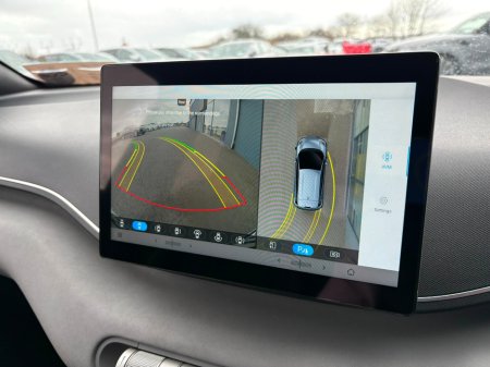 2025 BYD Dolphin Surf - thumbnail 20