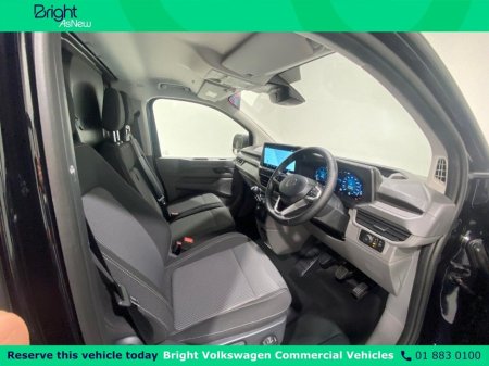 2025 Volkswagen Transporter - thumbnail 13