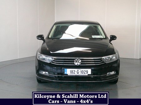 2018 Volkswagen Passat HIGHLINE 1.6 TDI MANUAL 6SPEED FWD 120HP 4DR €17,950 thumbnail