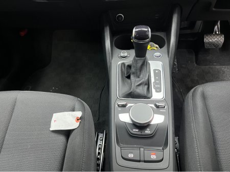 2024 Audi Q2 €36950 2024 AUDI Q2 35TDI ADVANCED 2.0 AUTOMATIC / CRUISE CONTROL / REVERSE CAMERA / HEATED SEATS / APPLE CARPLAY €36,950 thumbnail