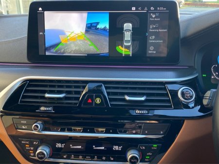 2023 BMW 5 Series - thumbnail 8