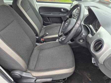 2012 Volkswagen up! 1.0 75BHP TAKE UP €4,999 thumbnail