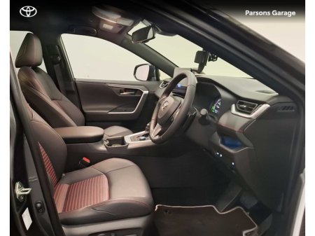 2025 Toyota Rav4 RAV4 PLUG-IN HYBRID SPORT €52,995 thumbnail