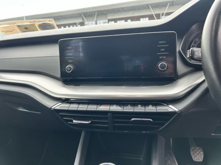 2022 Skoda Octavia - thumbnail 8