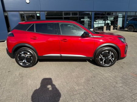 2025 Peugeot 2008 - thumbnail 3