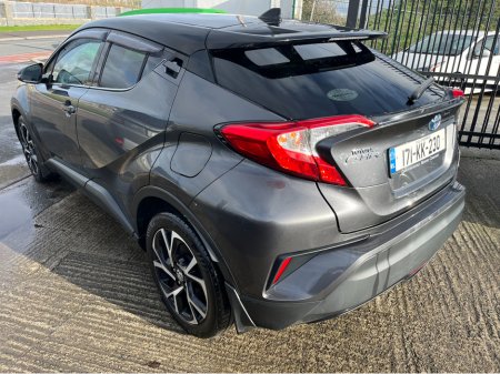 2017 Toyota C-HR 1.8 HYBRID 5DR LUNA SPORT AUTO thumbnail